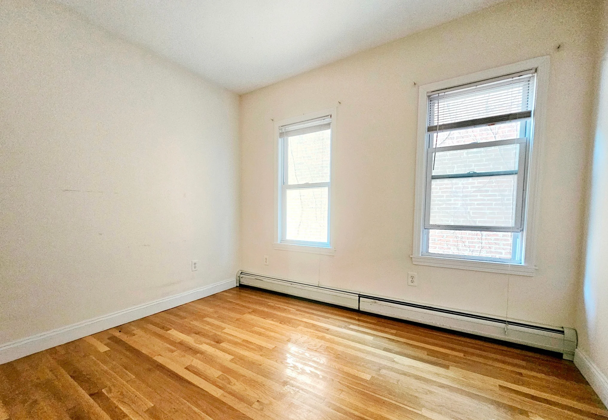 4 bed, 1 bath apartment for rent at 143 Hillside St Unit 2A, Mission Hill — photo 20 of 23