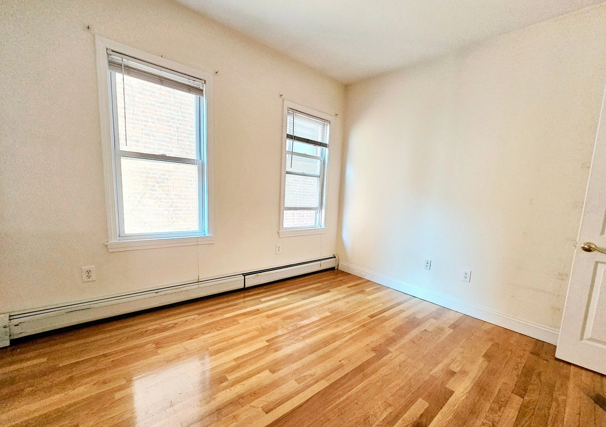 4 bed, 1 bath apartment for rent at 143 Hillside St Unit 2A, Mission Hill — photo 21 of 23