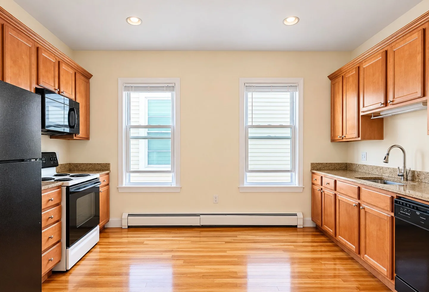 4 bed, 1 bath apartment for rent at 143 Hillside St Unit 2A, Mission Hill — photo 17 of 23
