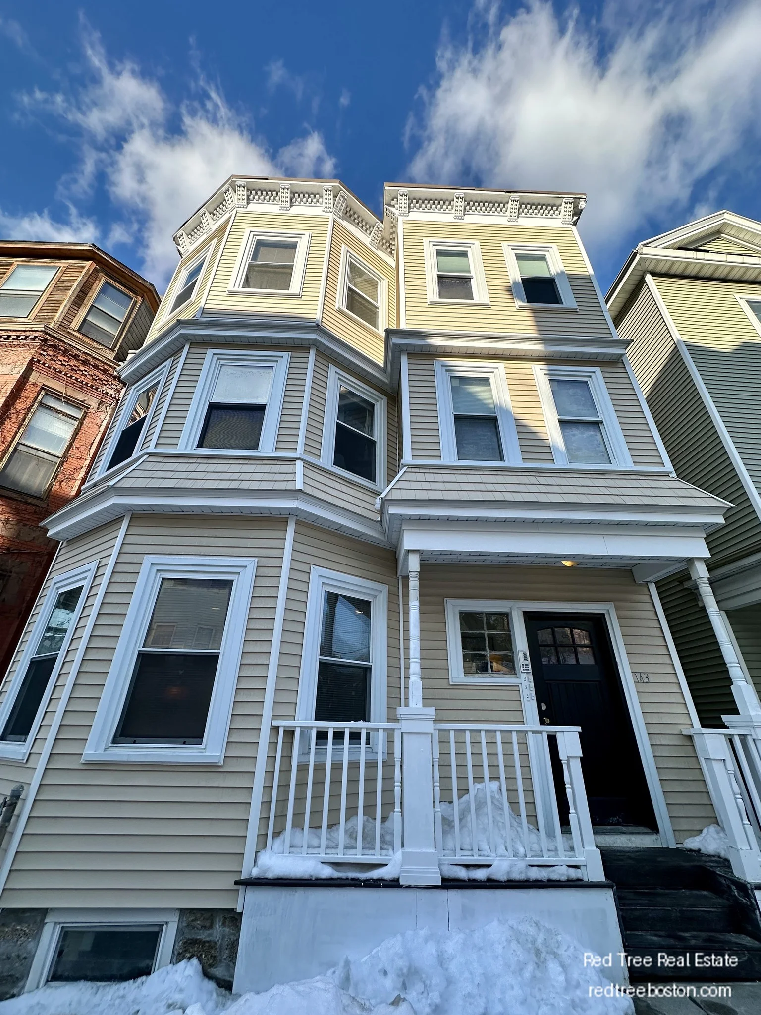 4 bed, 1 bath apartment for rent at 143 Hillside St Unit 3, Mission Hill — photo 14 of 15