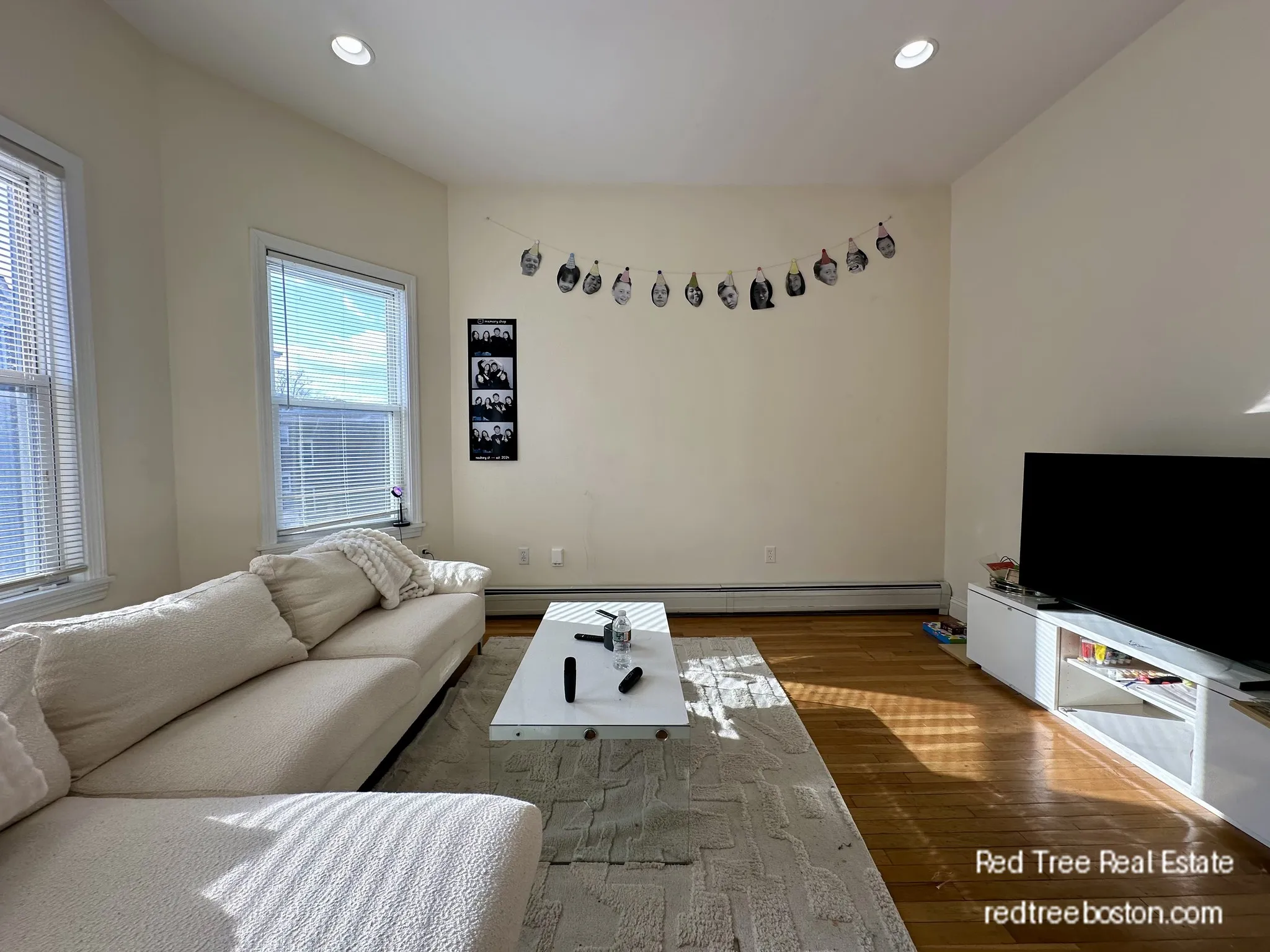 4 bed, 1 bath apartment for rent at 143 Hillside St Unit 3, Mission Hill — photo 2 of 15