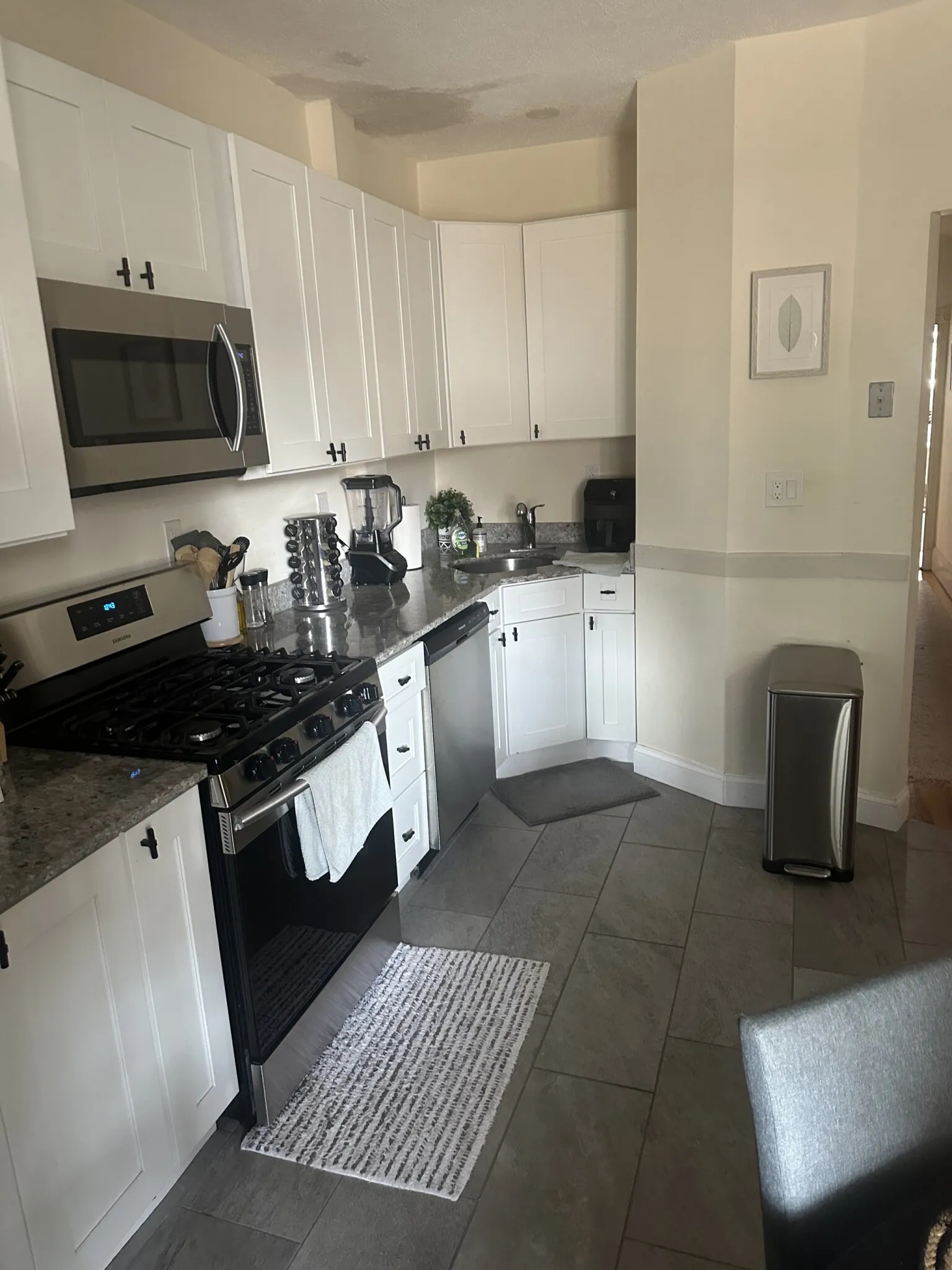 2 bed, 1 bath apartment for rent at 143 L St Unit 1, South Boston — photo 9 of 18