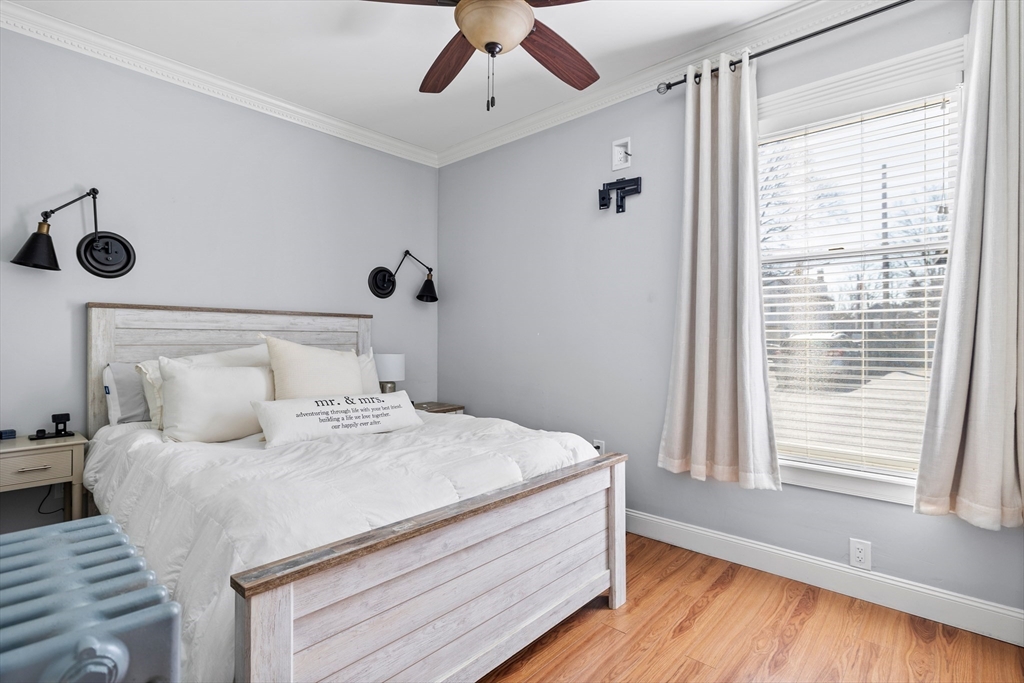 2 bed, 1 bath apartment for rent at 143 North St Unit 1, Salem — photo 10 of 14