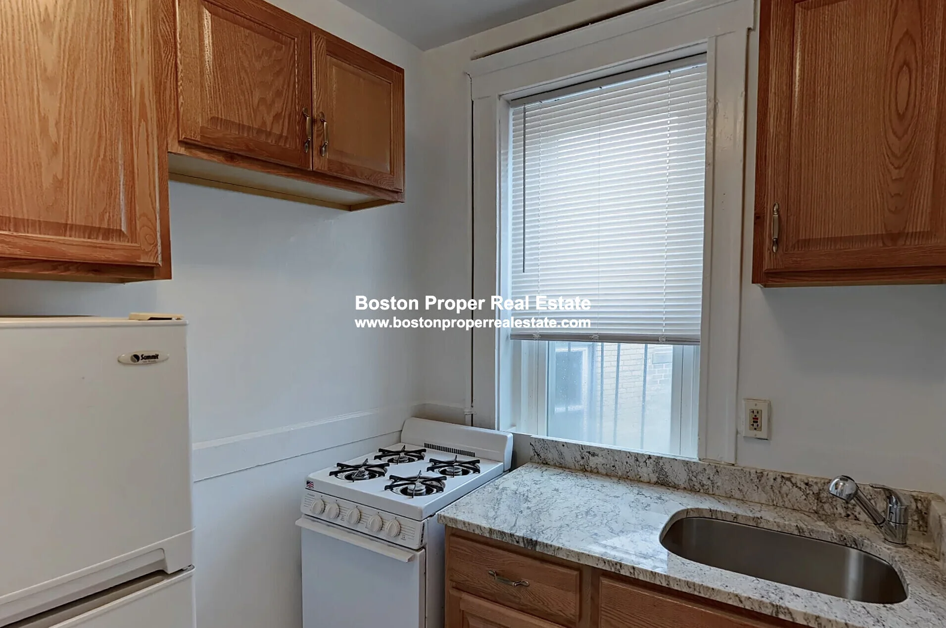 2 bed, 1 bath apartment for rent at 143 Park Dr Unit 25, Fenway — photo 5 of 6