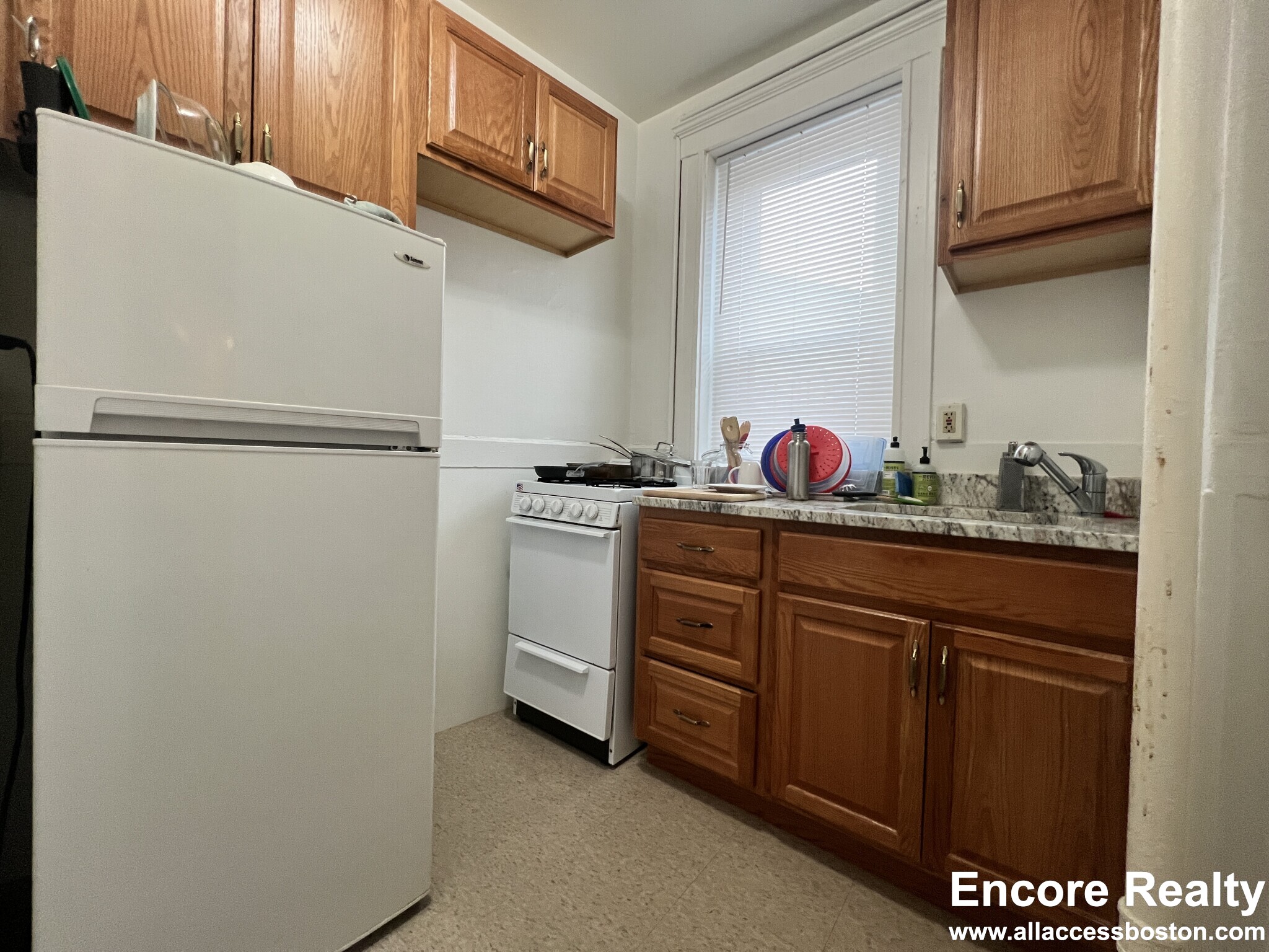 1 bed, 1 bath apartment for rent at 143 Park Dr Unit 39, Fenway — photo 6 of 7