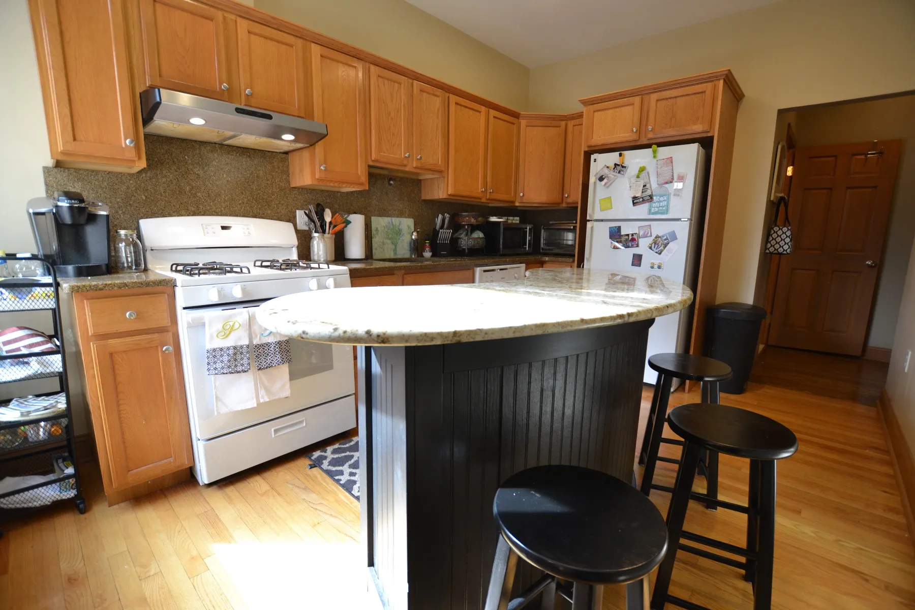 3 bed, 2 bath apartment for rent at 143 Sutherland Rd Unit 1, Brighton — photo 7 of 12