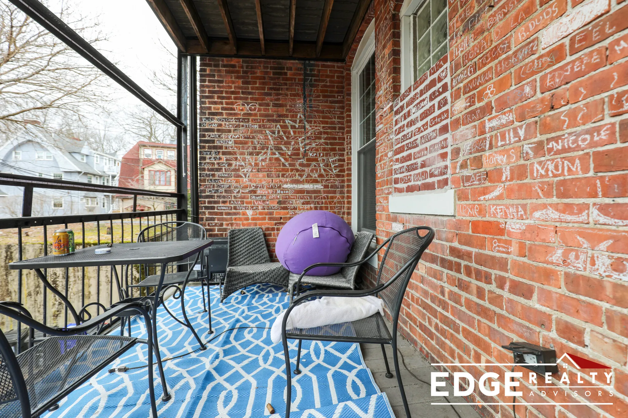 4 bed, 2 bath apartment for rent at 143 Sutherland Rd Unit 2, Brighton — photo 8 of 12