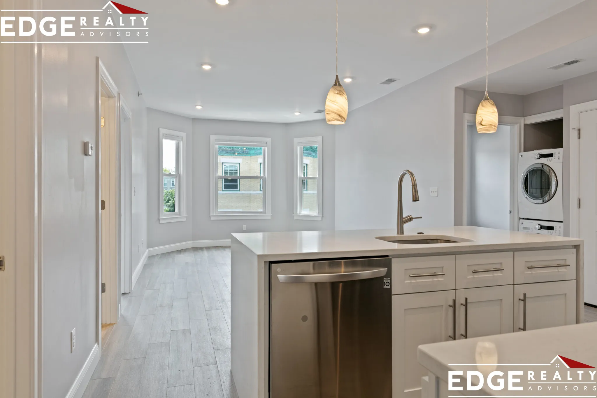 5 bed, 2 bath apartment for rent at 143 Sutherland Rd Unit 3, Brighton — photo 6 of 18