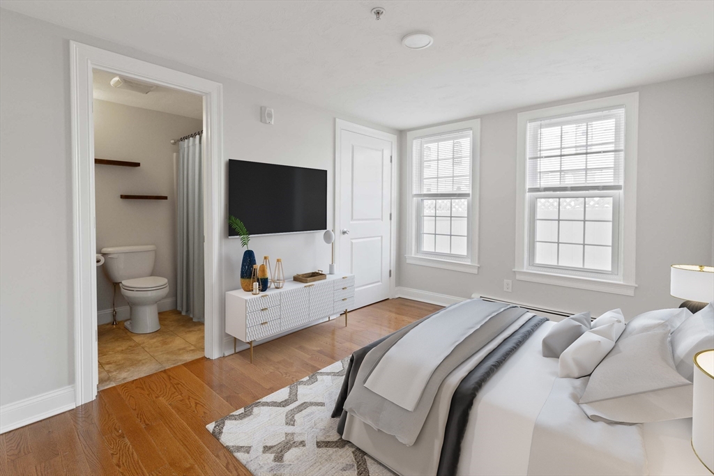 1 bed, 1 bath apartment for rent at 143 Village St Unit B, Medway — photo 8 of 17