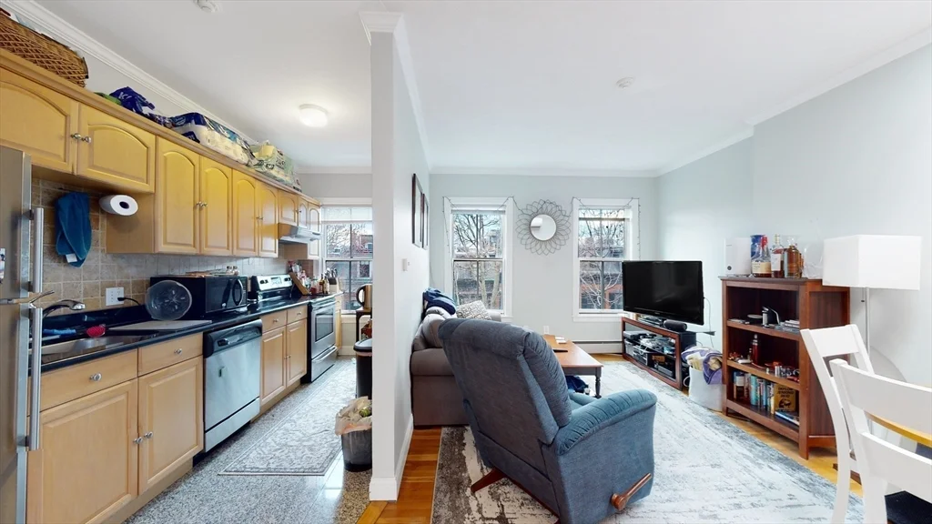 2 bed, 1 bath apartment for rent at 143 W Canton St Unit 4, South End — photo 1 of 15