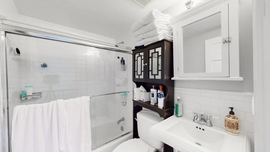 2 bed, 1 bath apartment for rent at 143 W Canton St Unit 4, South End — photo 11 of 15