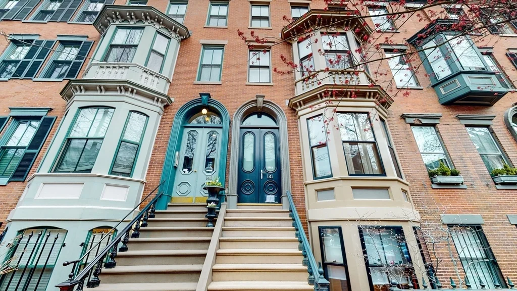 2 bed, 1 bath apartment for rent at 143 W Canton St Unit 4, South End — photo 14 of 15