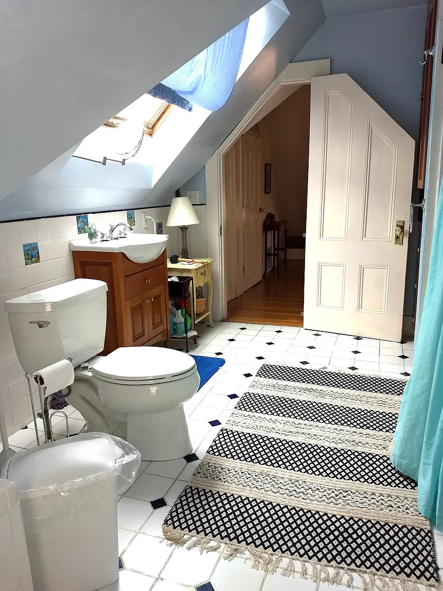 Studio bed, 1 bath apartment for rent at 143 Walnut St Unit Studio, Newtonville — photo 5 of 5