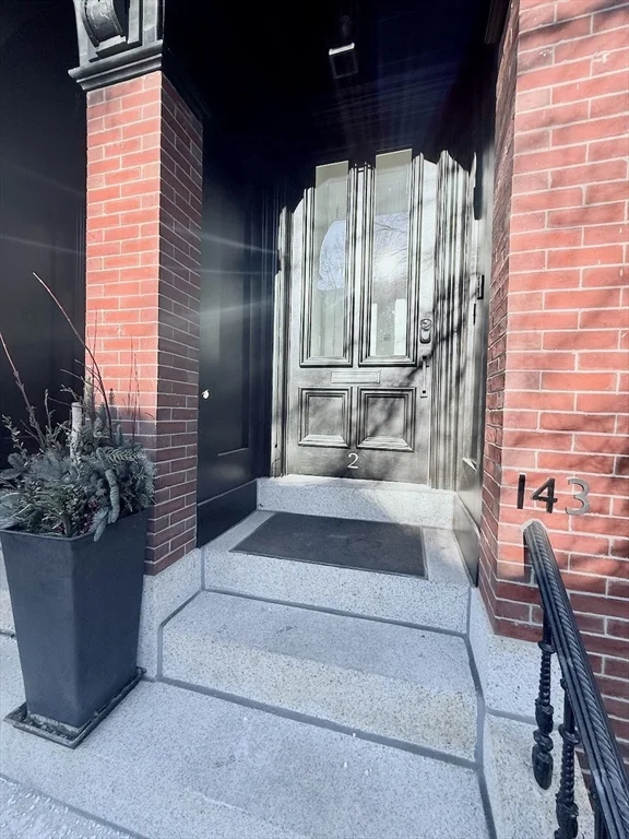 2 bed, 2 bath apartment for rent at 143 Warren Ave Unit 2, South End — photo 22 of 22