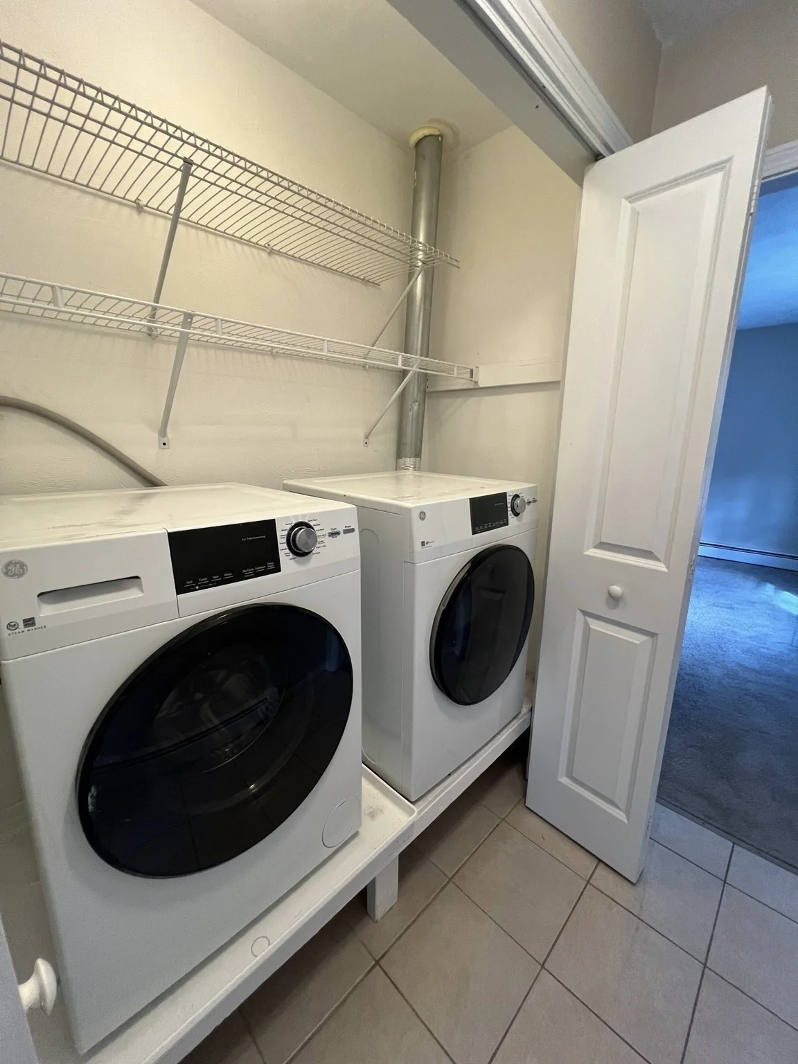 2 bed, 1 bath apartment for rent at 143 Washington Unit 2, Woburn — photo 9 of 12