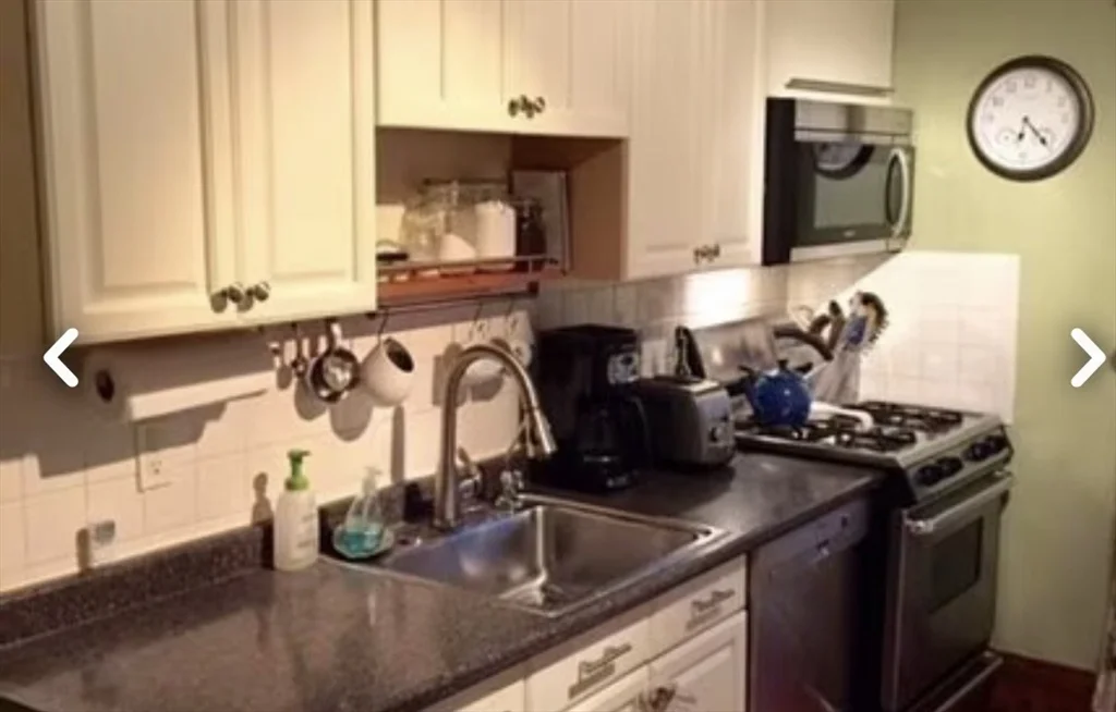 3 bed, 2 bath apartment for rent at 143 West 8th St Unit 3, South Boston — photo 11 of 20