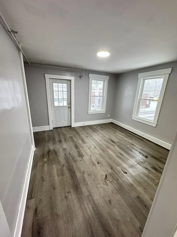 3 bed, 1 bath apartment for rent at 143 Westminster Unit 2L, Fitchburg — photo 9 of 16