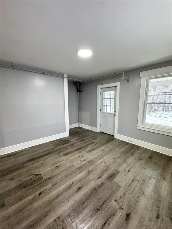 3 bed, 1 bath apartment for rent at 143 Westminster Unit 2L, Fitchburg — photo 10 of 16
