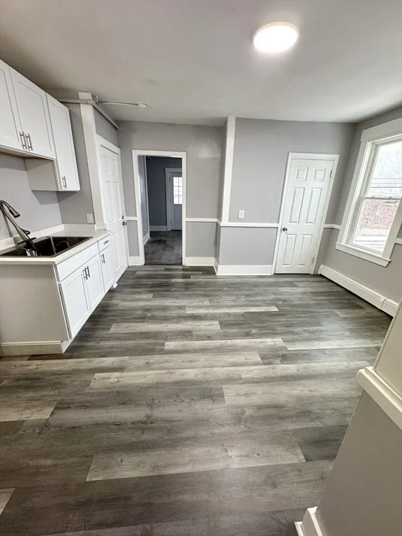 3 bed, 1 bath apartment for rent at 143 Westminster Unit 2L, Fitchburg — photo 4 of 16