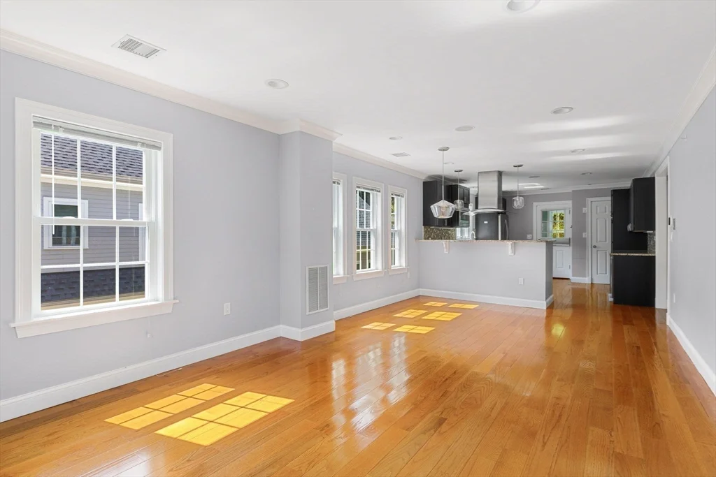 2 bed, 2 bath apartment for rent at 143 Williams St Unit 3, Jamaica Plain — photo 6 of 18