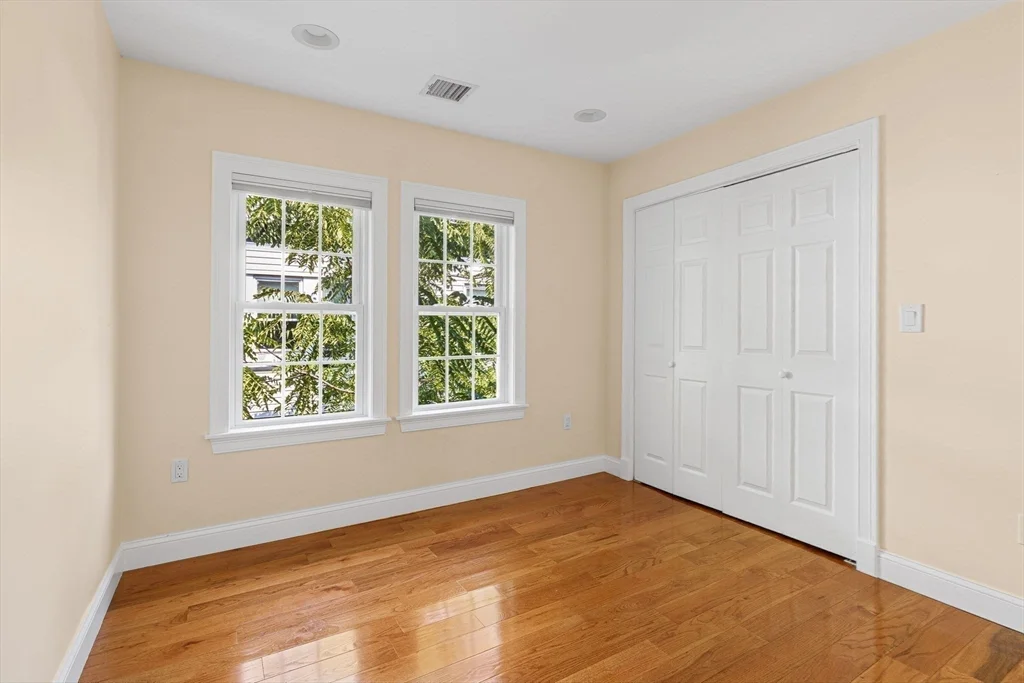 2 bed, 2 bath apartment for rent at 143 Williams St Unit 3, Jamaica Plain — photo 11 of 18