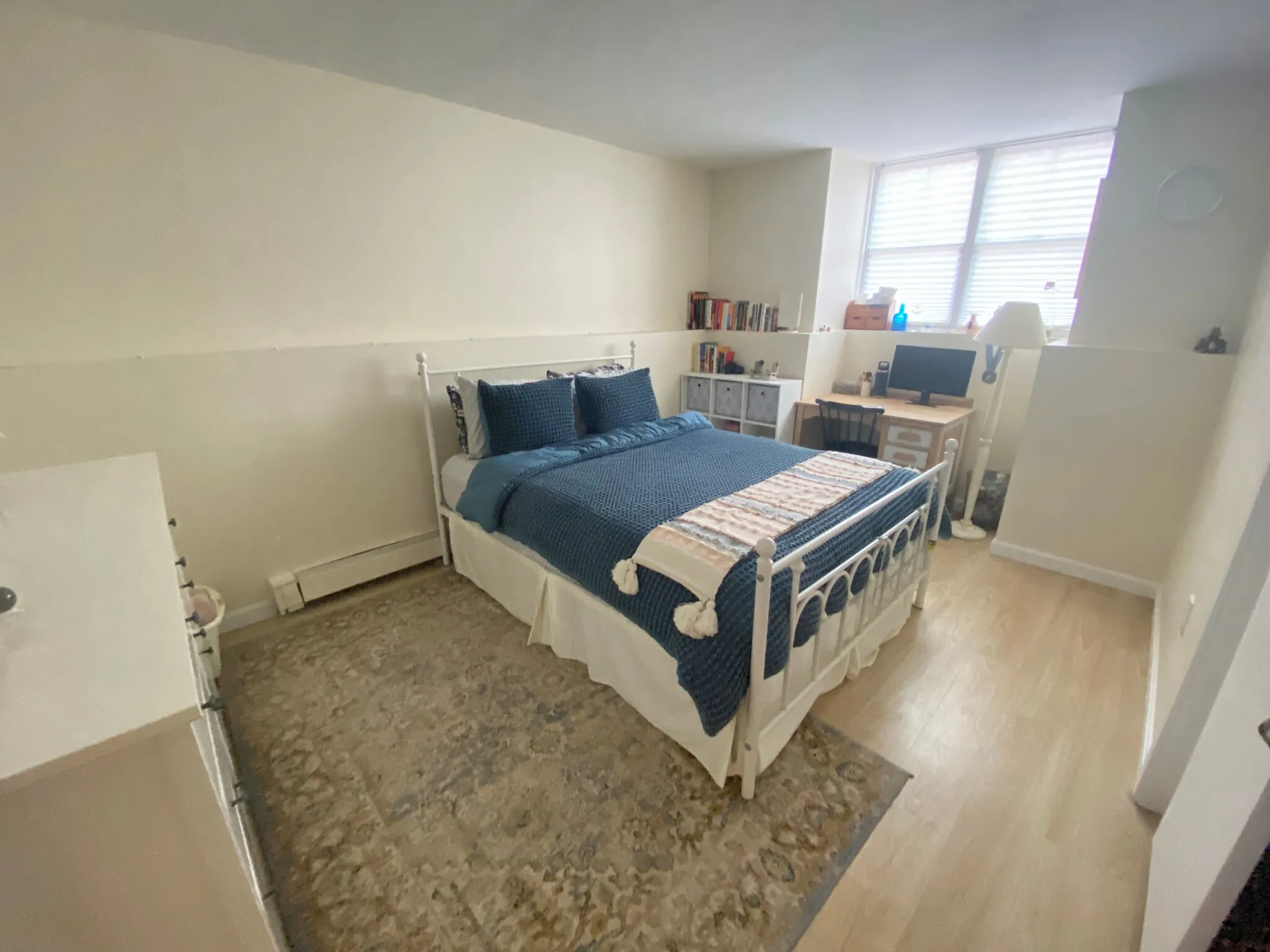 4 bed, 2 bath apartment for rent at 1430 Tremont St Unit B4, Mission Hill — photo 9 of 10