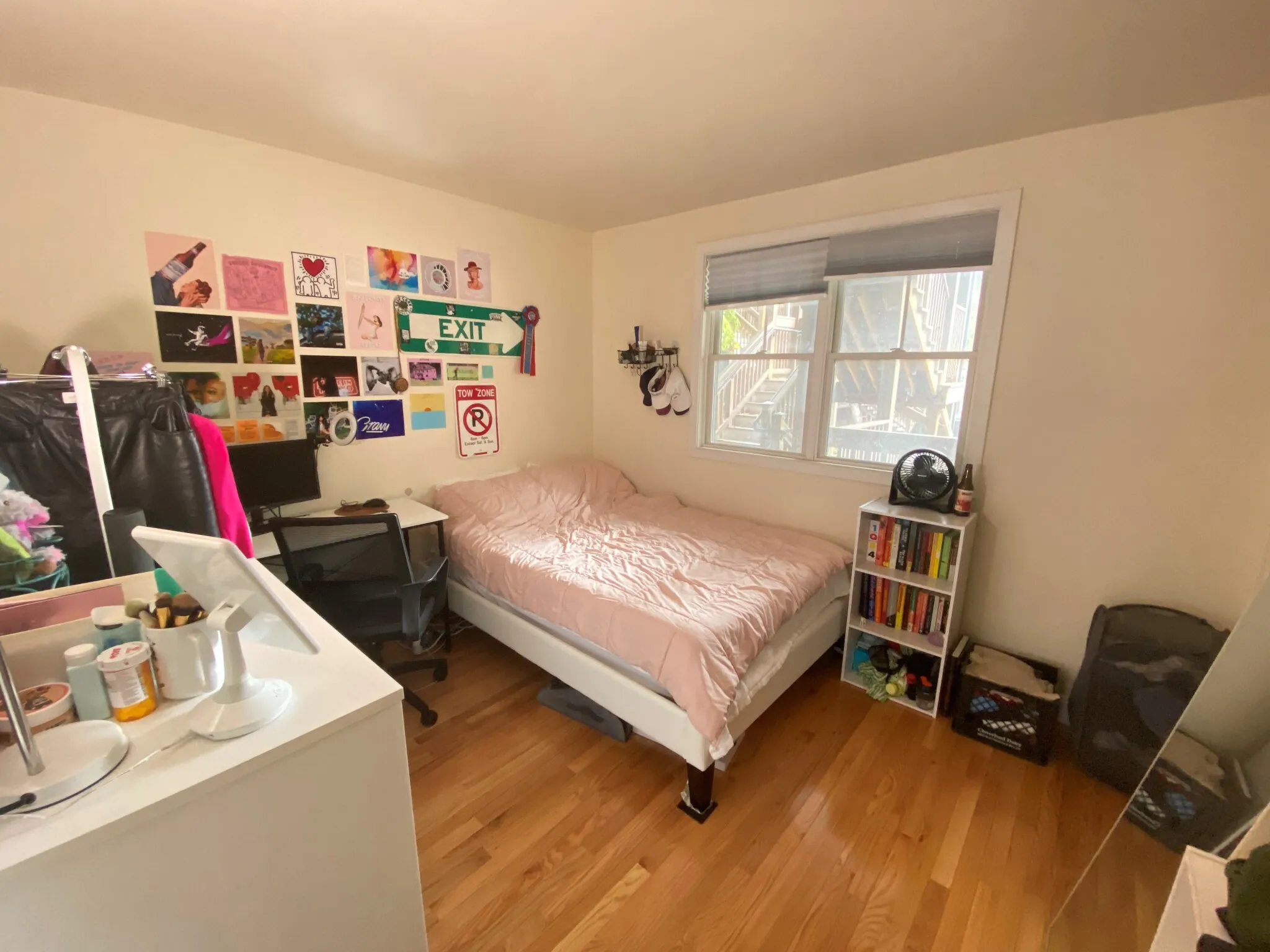 4 bed, 2 bath apartment for rent at 1430 Tremont St Unit B4, Mission Hill — photo 7 of 10