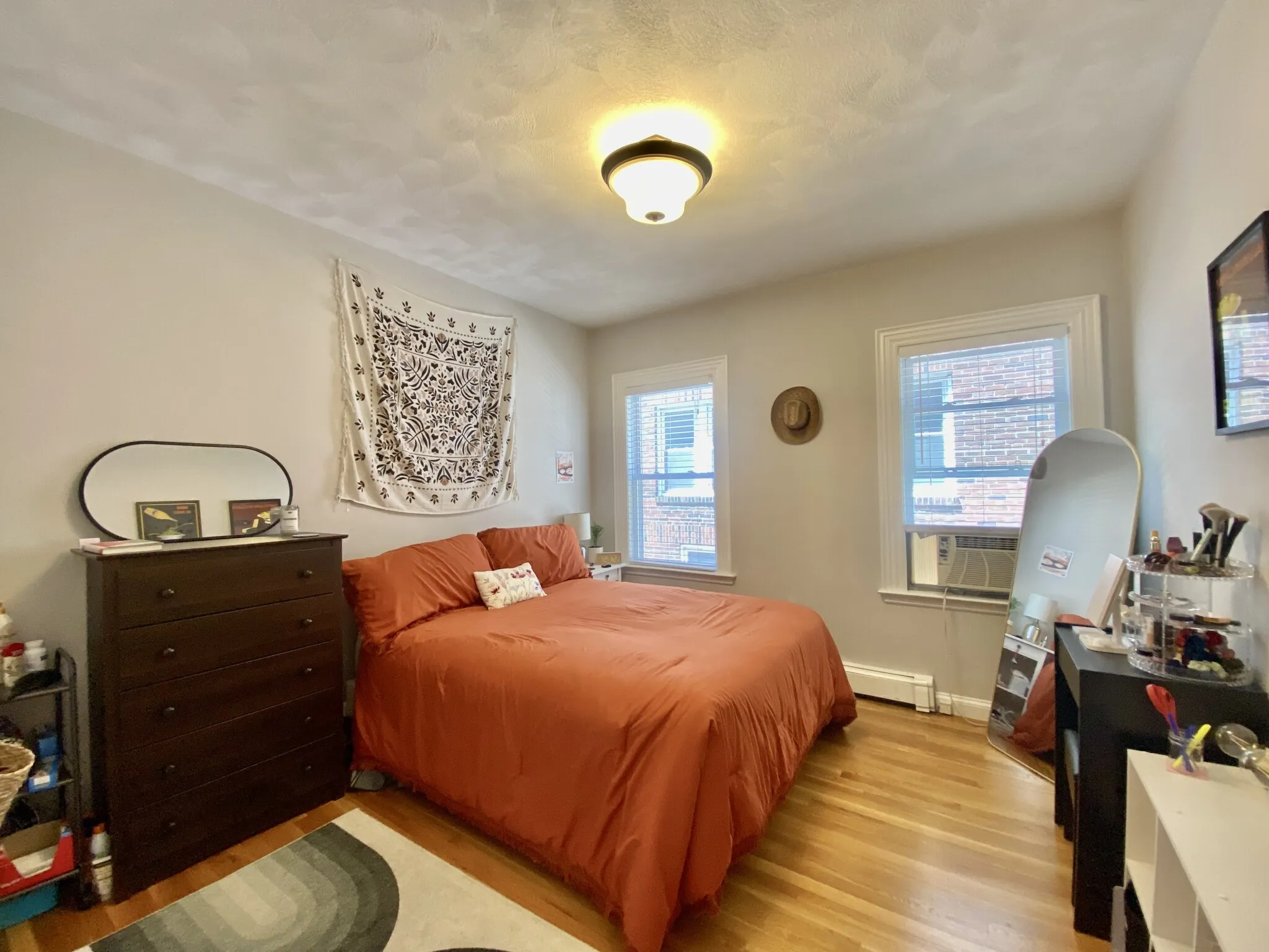 4 bed, 2 bath apartment for rent at 1433 Cambridge St Unit 2, Ward Two — photo 9 of 18