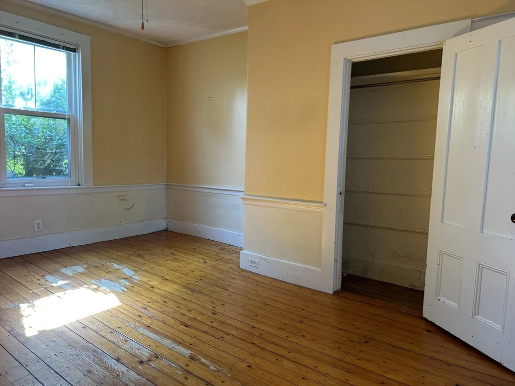3 bed, 2 bath apartment for rent at 1437 Great Plain Ave Unit 1, Needham — photo 16 of 22