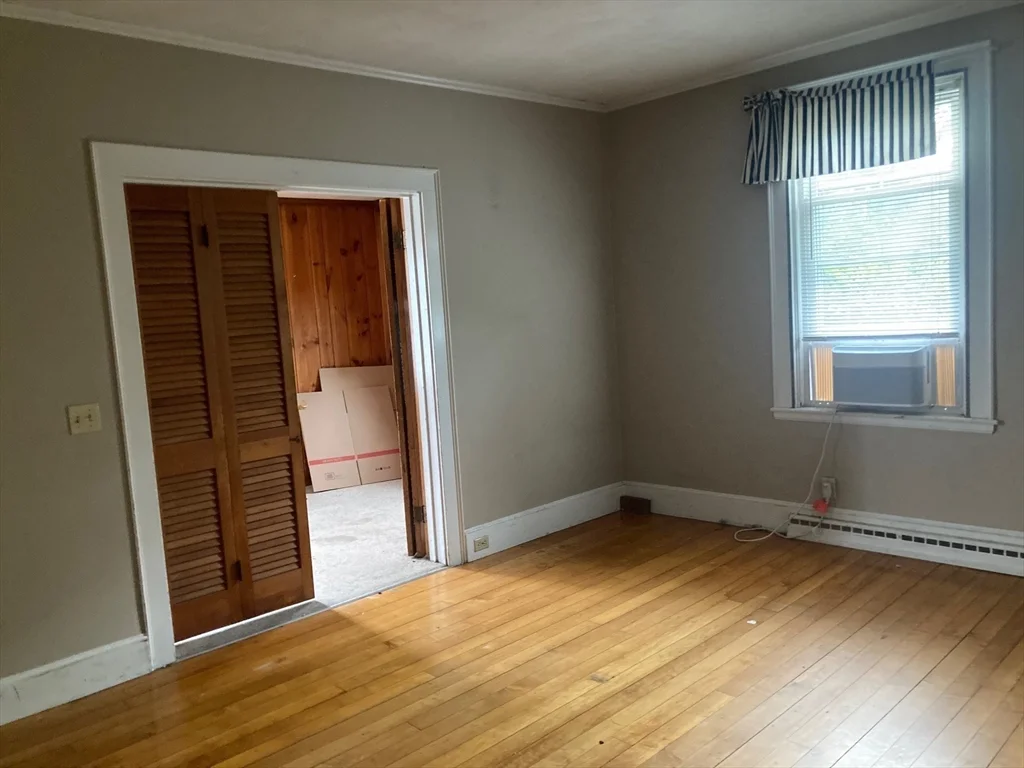 3 bed, 2 bath apartment for rent at 1437 Great Plain Ave Unit 1, Needham — photo 7 of 22
