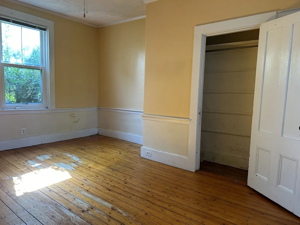 3 bed, 2 bath apartment for rent at 1437 Great Plain Ave Unit 1, Needham — photo 17 of 22