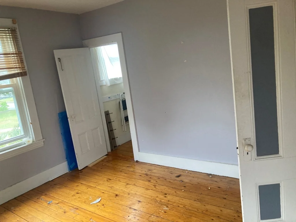 3 bed, 2 bath apartment for rent at 1437 Great Plain Ave Unit 1, Needham — photo 10 of 22