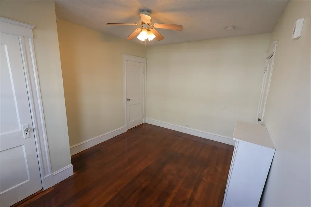 4 bed, 1 bath apartment for rent at 144 Blake St Unit 2, Hyde Park — photo 14 of 28