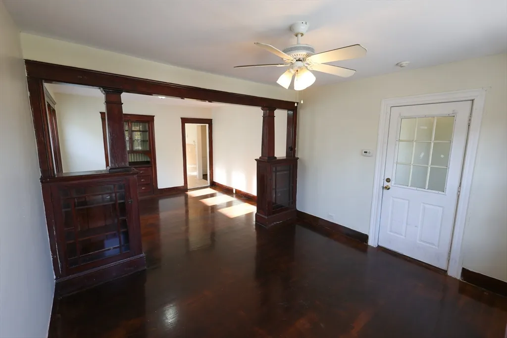 4 bed, 1 bath apartment for rent at 144 Blake St Unit 2, Hyde Park — photo 6 of 28