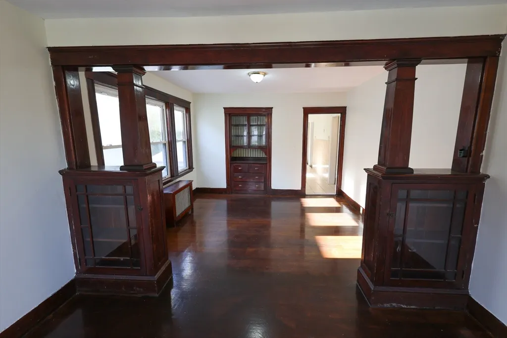 4 bed, 1 bath apartment for rent at 144 Blake St Unit 2, Hyde Park — photo 9 of 28