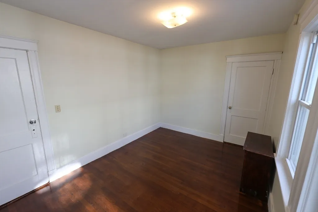 4 bed, 1 bath apartment for rent at 144 Blake St Unit 2, Hyde Park — photo 18 of 28