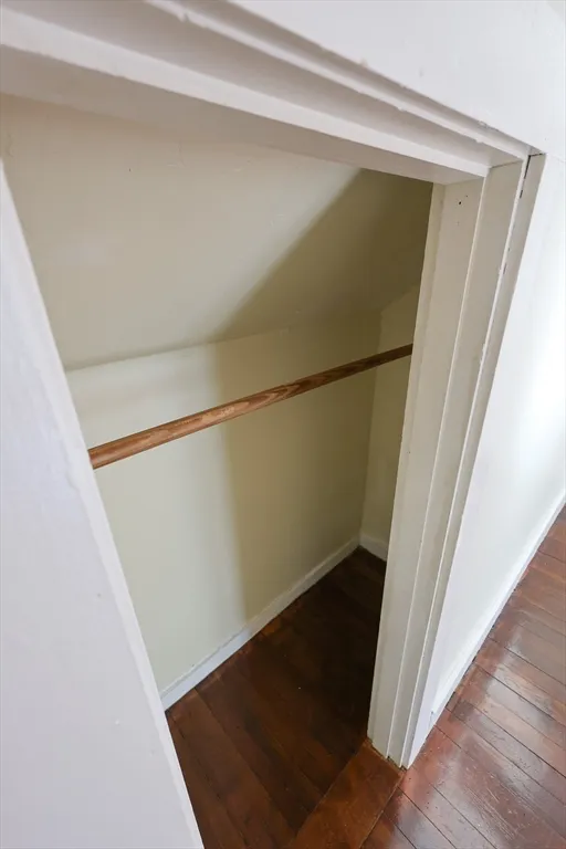 4 bed, 1 bath apartment for rent at 144 Blake St Unit 2, Hyde Park — photo 25 of 28