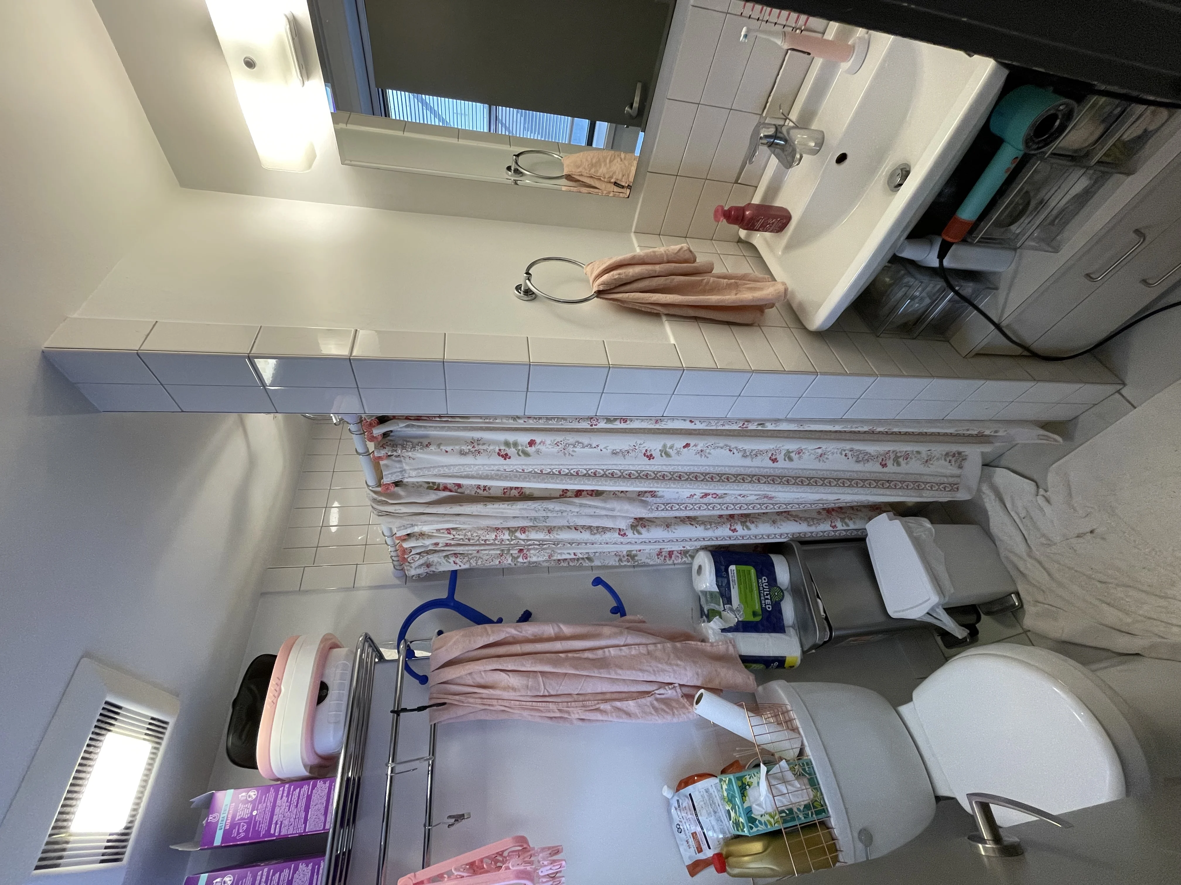 Studio bed, 1 bath apartment for rent at 144 Bowdoin St Unit 21, Boston Downtown — photo 5 of 9