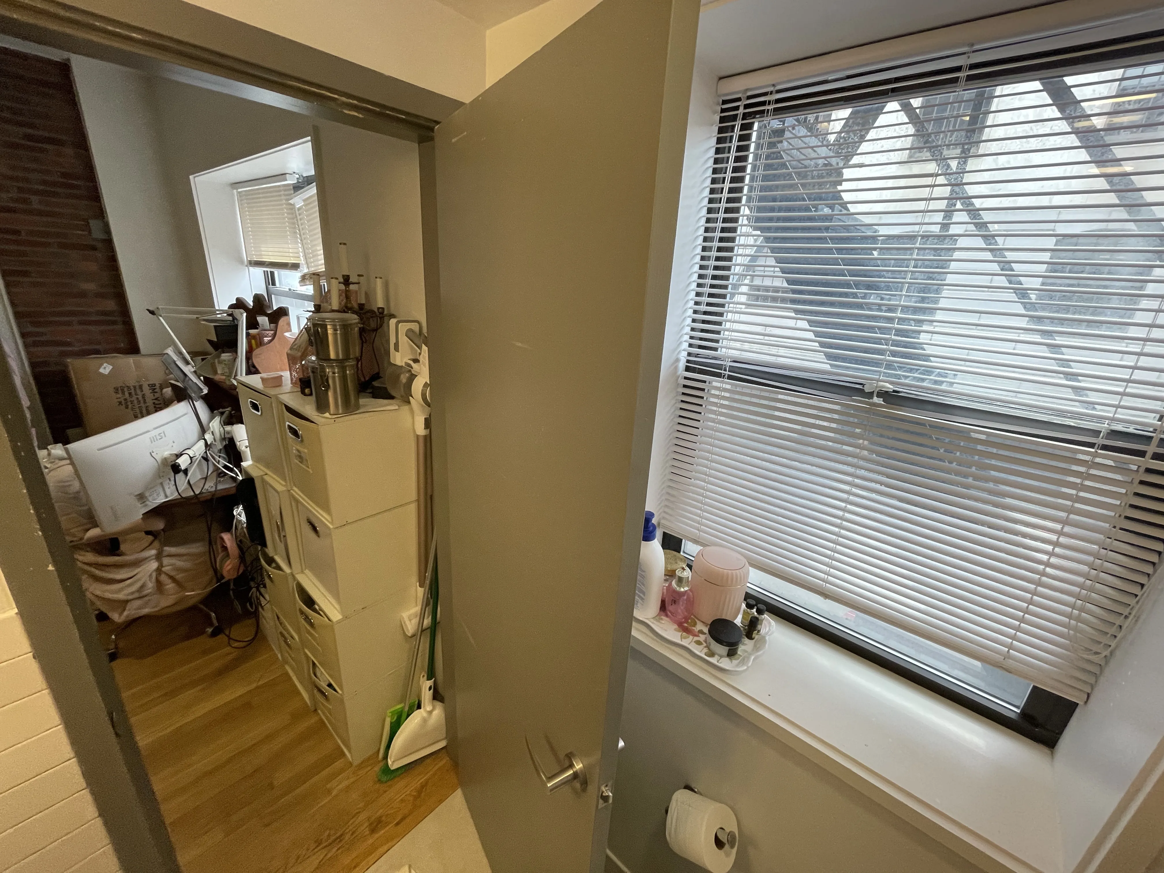 Studio bed, 1 bath apartment for rent at 144 Bowdoin St Unit 21, Boston Downtown — photo 6 of 9