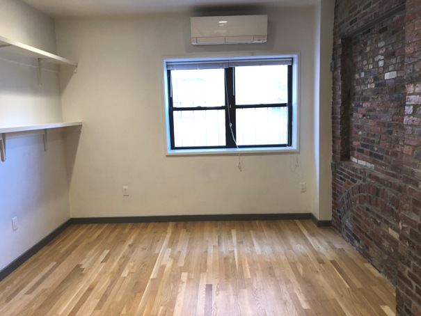 Studio bed, 1 bath apartment for rent at 144 Bowdoin St Unit 22, Beacon Hill — photo 4 of 12