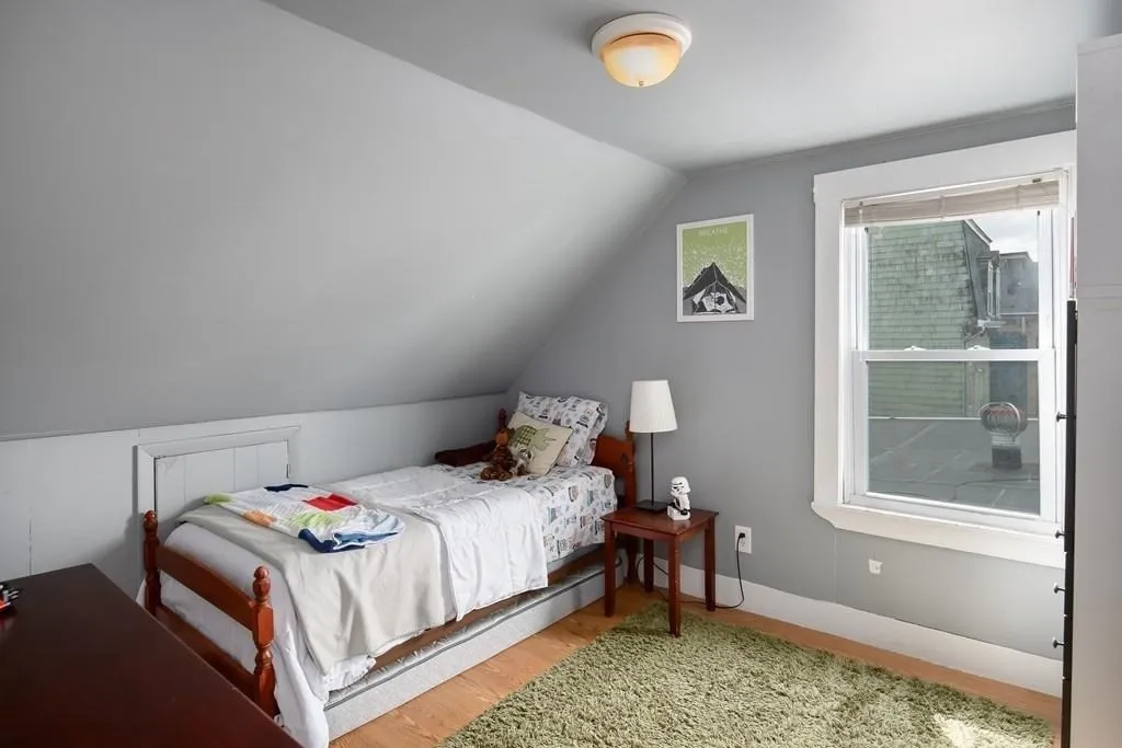 4 bed, 3 bath apartment for rent at 144 Brooks St, East Boston — photo 8 of 20