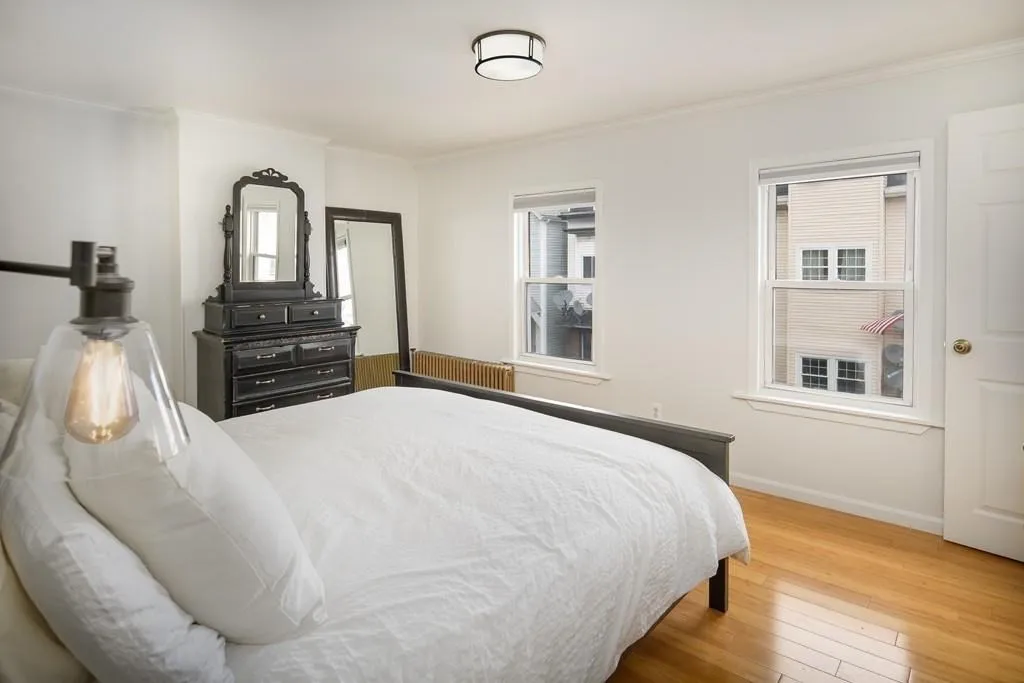 4 bed, 3 bath apartment for rent at 144 Brooks St, East Boston — photo 11 of 20