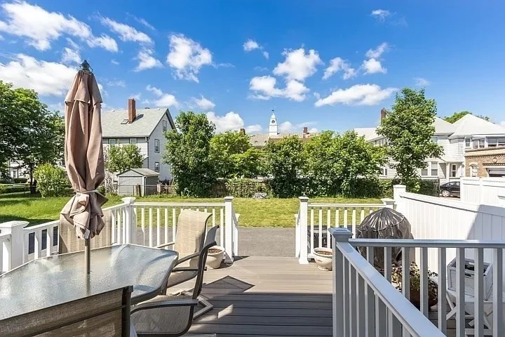 2 bed, 1 bath apartment for rent at 144 Bucknam St Unit 144, Everett — photo 11 of 11