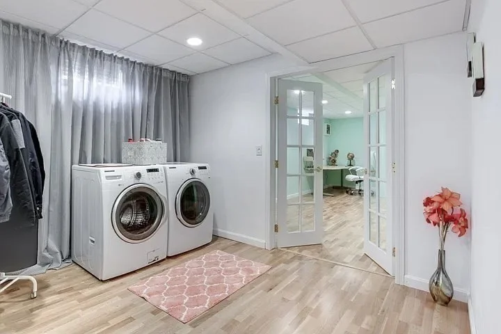 2 bed, 1 bath apartment for rent at 144 Bucknam St Unit 144, Everett — photo 9 of 11