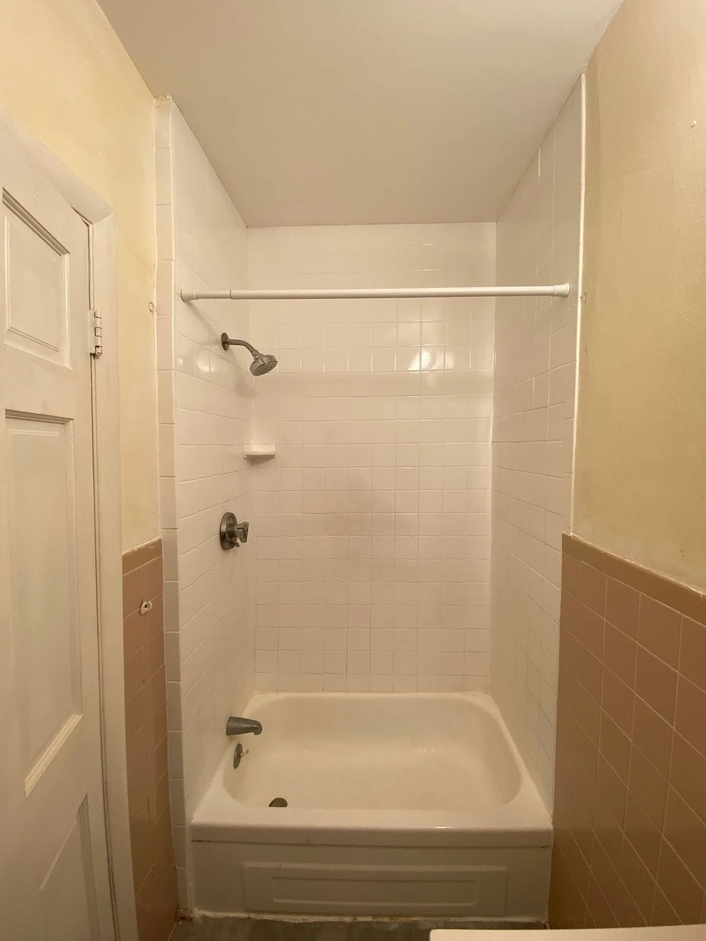 1 bed, 1 bath apartment for rent at 144 Chelsea St Unit 1R, East Boston — photo 7 of 8