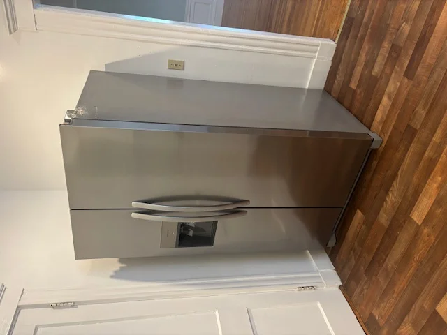 3 bed, 1 bath apartment for rent at 144 Columbia St Unit 1, Coolidge Corner — photo 4 of 10