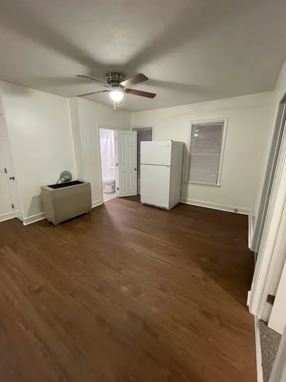 3 bed, 1 bath apartment for rent at 144 Columbia St Unit 2West, Fall River — photo 2 of 8