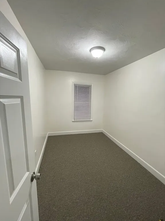 3 bed, 1 bath apartment for rent at 144 Columbia St Unit 2West, Fall River — photo 8 of 8