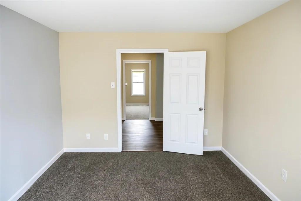 2 bed, 1 bath apartment for rent at 144 Columbia St Unit 3W, Fall River — photo 4 of 9