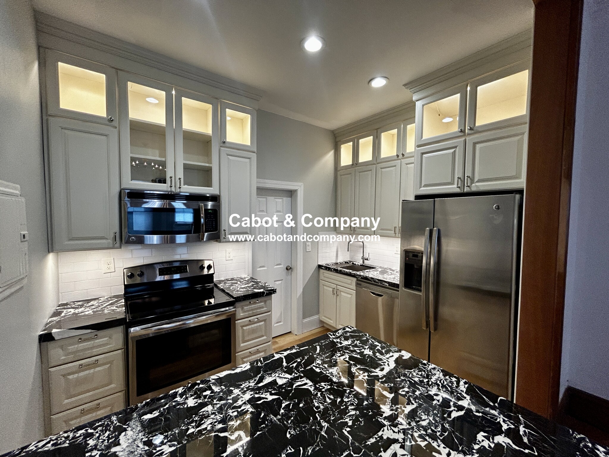 1 bed, 1 bath apartment for rent at 144 Commonwealth Ave Unit 6A, Back Bay — photo 3 of 9